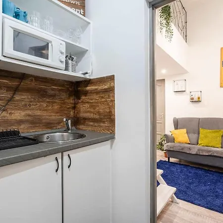 Apartamento Vintage Downtown Escape 2 Baths 2 Beds *