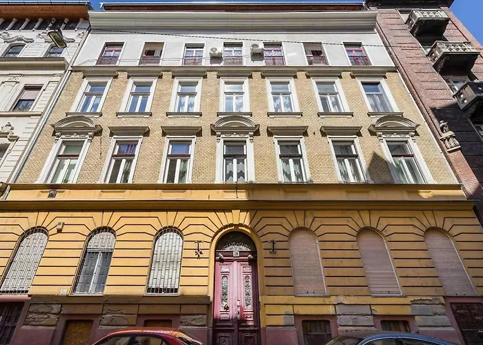 Vintage Downtown Escape 2 Baths 2 Beds Lägenhet Budapest