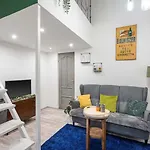 Apartment Vintage Downtown Escape 2 Baths 2 Beds *