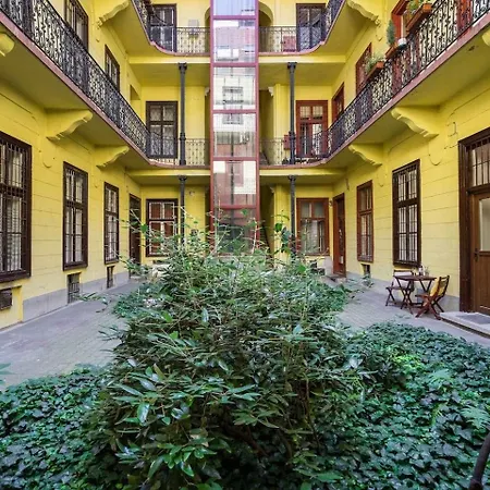 דירה Vintage Downtown Escape 2 Baths 2 Beds *